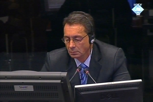 Nedzib Djozo, witness at the Radovan Karadzic trial Nedzib Djozo, witness at the Radovan Karadzic trial