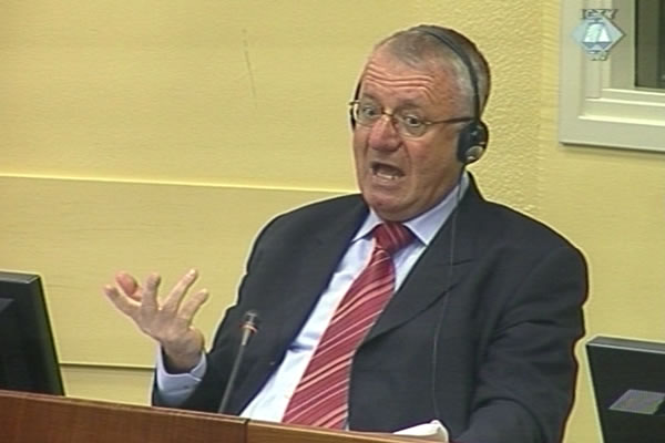 Vojislav Seselj in the courtroom