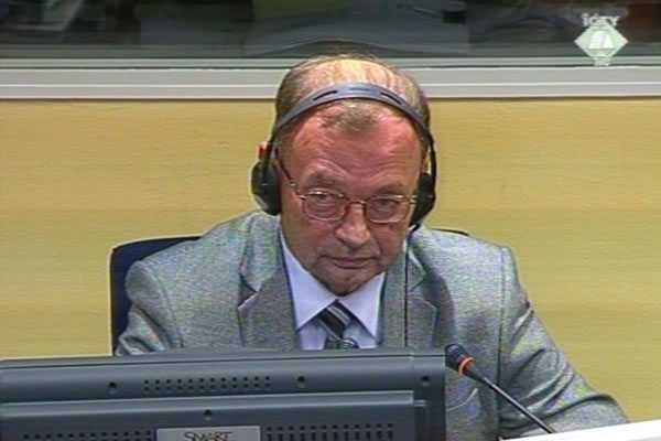 Manojlo Milovanovic, defence witness of Jovica Stanisic