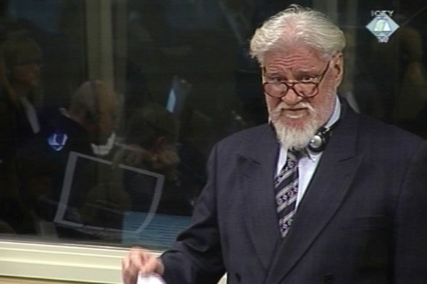 Slobodan Praljak during his closing statement