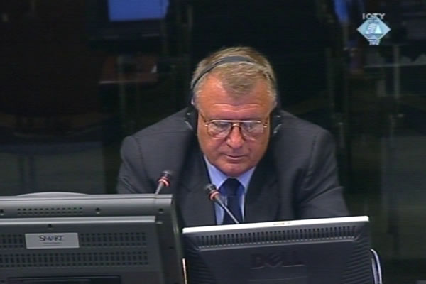 Milorad Davidovic, witness at the Radovan Karadzic trial