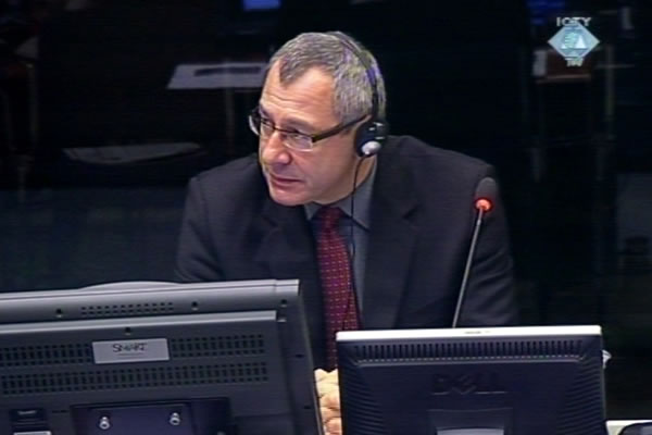 Tomasz Blaszczyk, witness at the Radovan Karadzic trial Tomasz Blaszczyk, witness at the Radovan Karadzic trial