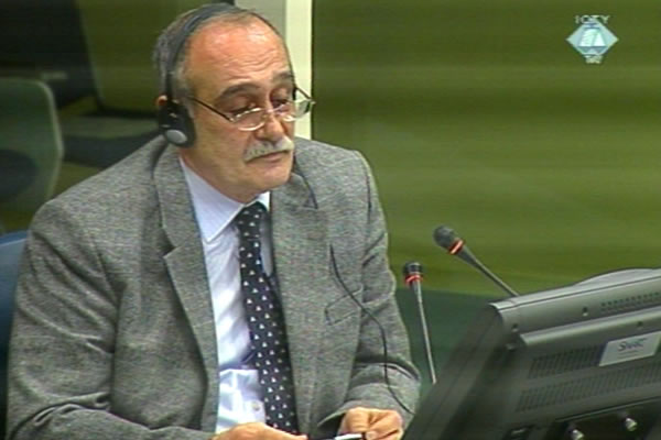 Ljubomir Obradovic, witness at the Radovan Karadzic trial Ljubomir Obradovic, witness at the Radovan Karadzic trial