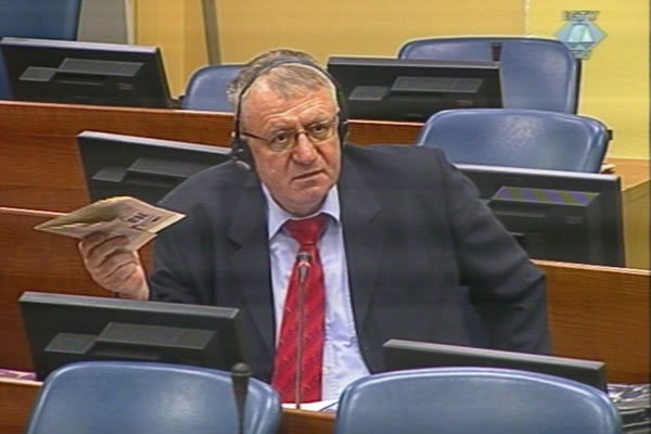 Vojislav Seselj in the courtroom