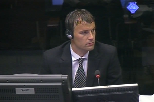 Elvedin Pasic, witness at the Ratko Mladic trial Elvedin Pasic, witness at the Ratko Mladic trial