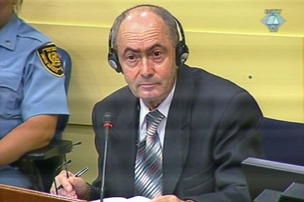 Zdravko Tolimir in the courtroom Zdravko Tolimir in the courtroom