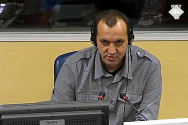Ivica Pinter, witness at the Goran Hadzic trial Ivica Pinter, witness at the Goran Hadzic trial