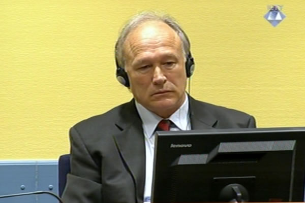 Vlastimir Djordjevic in the courtroom