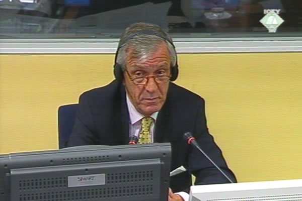 Aernout Van Linden, witness at the Goran Hadzic trial Aernout Van Linden, witness at the Goran Hadzic trial