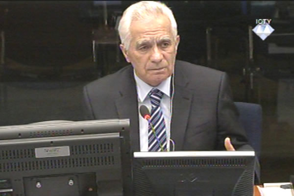 Momcilo Krajisnik, witness at the Radovan Karadzic trial Momcilo Krajisnik, witness at the Radovan Karadzic trial