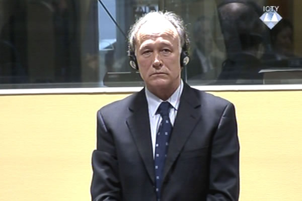 Vlastimir Djordjevic in the courtroom Vlastimir Djordjevic in the courtroom