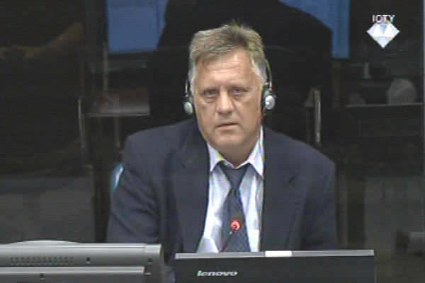 Milorad Batinić, defence witness at Rako Mladic trial Milorad Batinić, defence witness at Rako Mladic trial