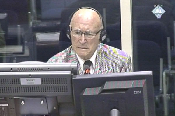 Vojislav Vukcevic, defence witness at Goran Hadzic trial Vojislav Vukcevic, defence witness at Goran Hadzic trial