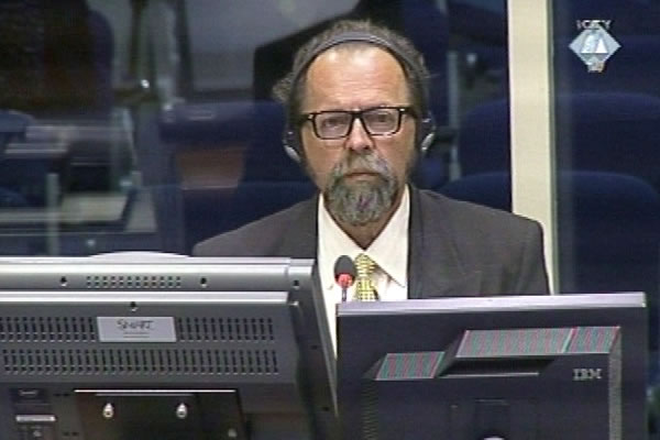 Vojin Susa, defence witness at Goran Hadzic trial Vojin Susa, defence witness at Goran Hadzic trial