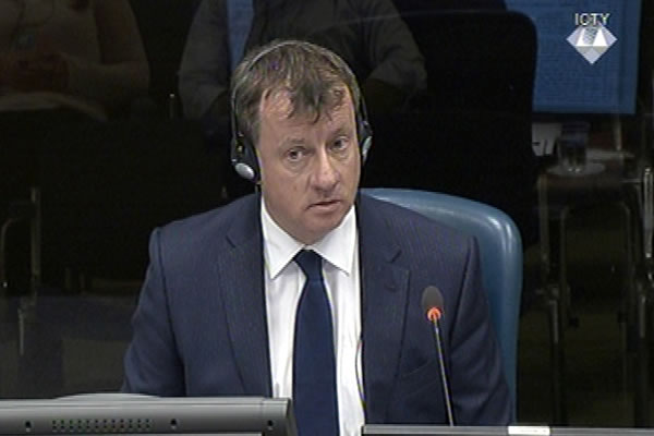 Ian Hanson, witness at Rako Mladic trial Ian Hanson, witness at Rako Mladic trial