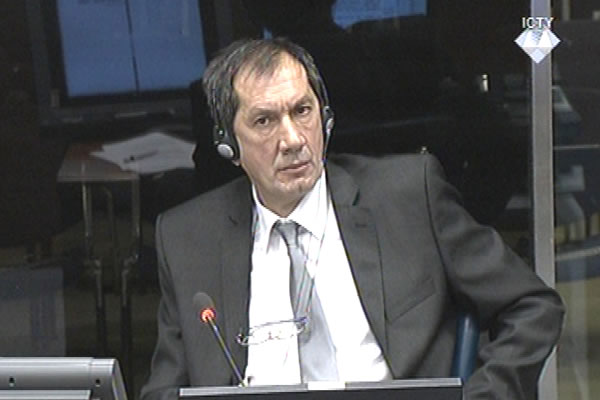 Dragan Kijac, defence witness at Rako Mladic trial