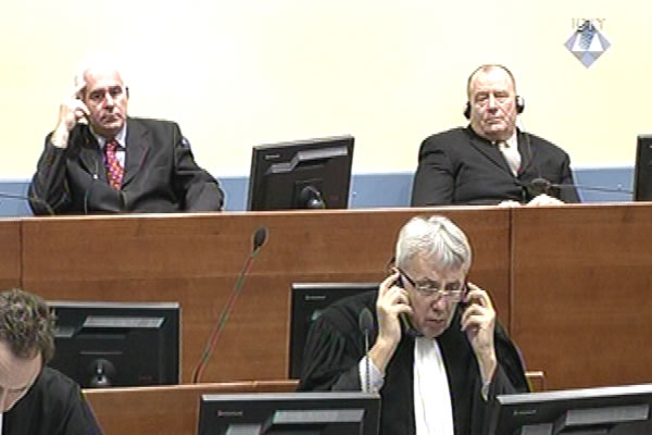 Mico Stanisic i Stojan Zupljanin in the courtroom