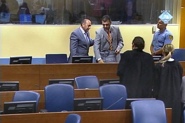 Ljube Boskoski and Johan Tarculovski in the courtroom