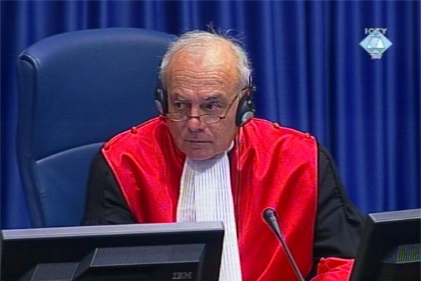Jean-Claude Antonetti, presiding judge in the Seselj trial Jean-Claude Antonetti, presiding judge in the Seselj trial