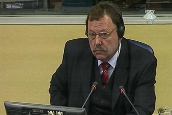Kornelis Hendrik Nikolai, witness in the Dragomir Milosevic trial Kornelis Hendrik Nikolai, witness in the Dragomir Milosevic trial