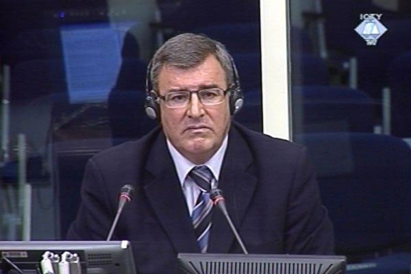 Lovre Pejković, svjedok odbrane Mladena Markača Lovre Pejković, svjedok odbrane Mladena Markača