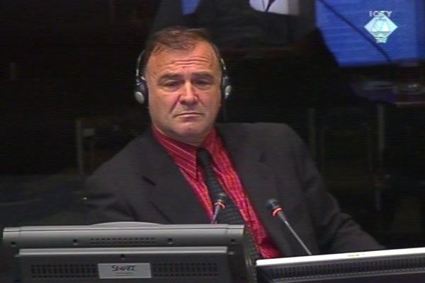 Momcilo Mandic, witness at the Radovan Karadzic trial Momcilo Mandic, witness at the Radovan Karadzic trial