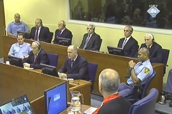Vujadin Popovic, Ljubisa Beara, Drago Nikolic, Ljubomir Borovcanin, Vinko Pandurevic, Radivoj Miletic and Milan Gvero in the courtroom Vujadin Popovic, Ljubisa Beara, Drago Nikolic, Ljubomir Borovcanin, Vinko Pandurevic, Radivoj Miletic and Milan Gvero in the courtroom