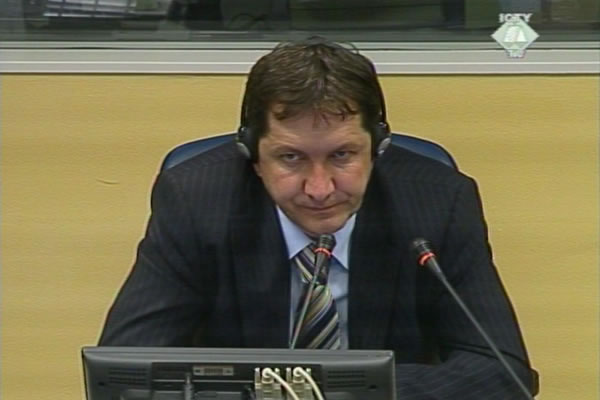 Zaim Mujezinovic, witness in the Delic trial Zaim Mujezinovic, witness in the Delic trial