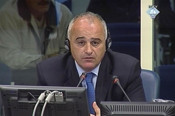 Zoran Stijovic, witness at the Slobodan Milosevic trial Zoran Stijovic, witness at the Slobodan Milosevic trial